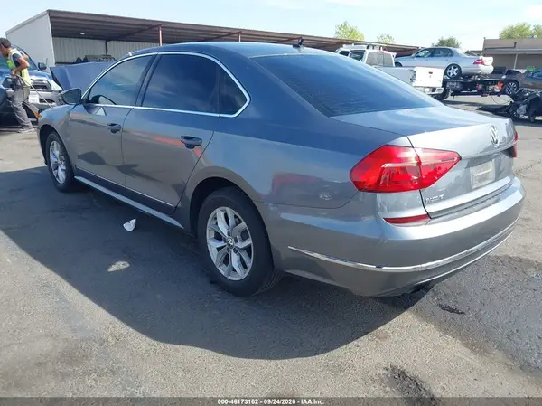 1VWAT7A3XGC064663 — 2016 Volkswagen Passat, фото 3 с аукциона IAAI, Передняя часть