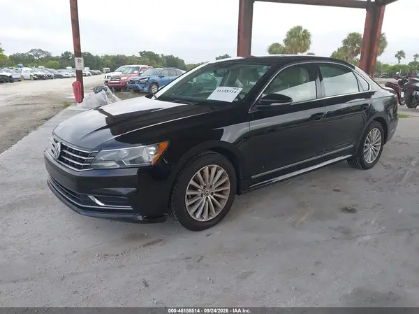 1VWBS7A3XGC045666 — 2016 Volkswagen Passat, фото 2 с аукциона IAAI 13.10.2026, Естественный износ