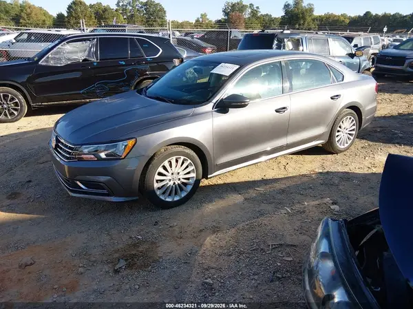 1VWBT7A33GC008830 — 2016 Volkswagen Passat, фото 2 с аукциона IAAI, Передняя часть