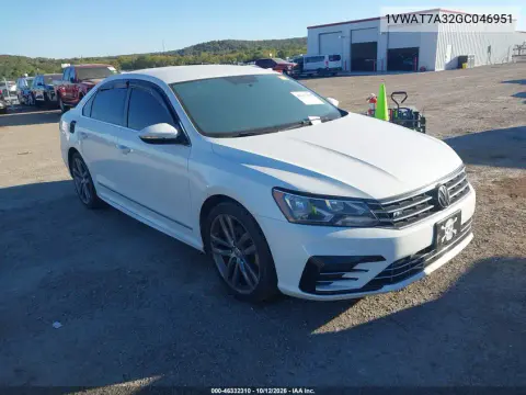 1VWAT7A32GC046951 — 2016 Volkswagen Passat, Сзади слева, фото до ремонта
