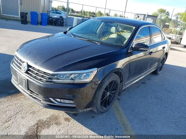 1VWCT7A36HC014109 — 2017 Volkswagen Passat, фото 2 с аукциона IAAI 29.09.2026, Град