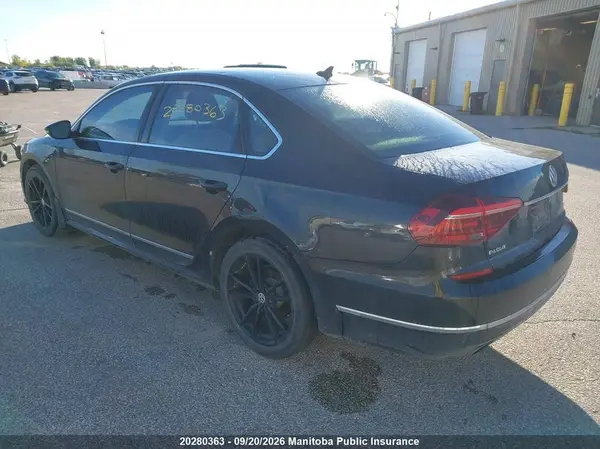 1VWCT7A36HC014109 — 2017 Volkswagen Passat, фото 3 с аукциона IAAI 29.09.2026, Град