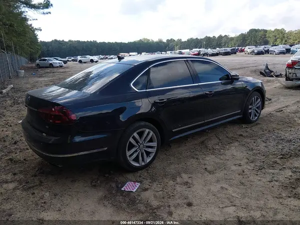 1VWCM7A35HC066926 — 2017 Volkswagen Passat, фото 4 с аукциона IAAI 13.10.2026, Левый бок