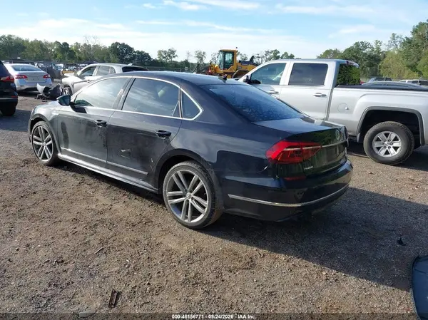 1VWDT7A3XHC044721 — 2017 Volkswagen Passat, фото 3 с аукциона IAAI, Передняя часть справа