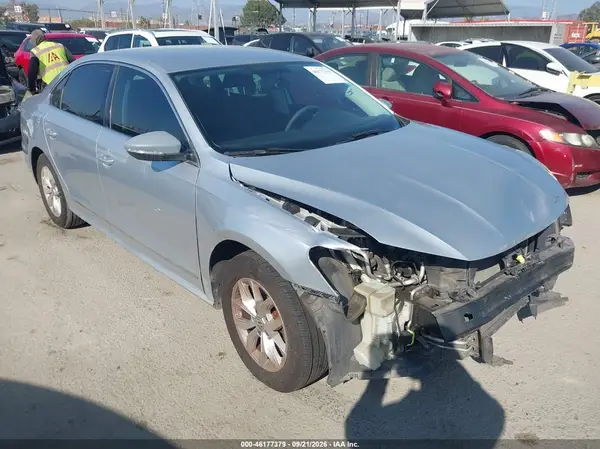 1VWAT7A34HC035192 — 2017 Volkswagen Passat, Передняя часть (Front End), фото до ремонта
