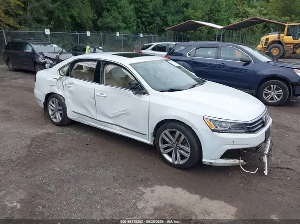 1VWGT7A3XHC072550 — 2017 Volkswagen Passat, Ходовая часть (Undercarriage), фото до ремонта