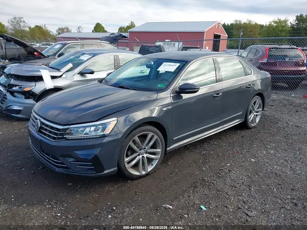 1VWDT7A30HC062645 — 2017 Volkswagen Passat, фото 2 с аукциона IAAI, Не указано