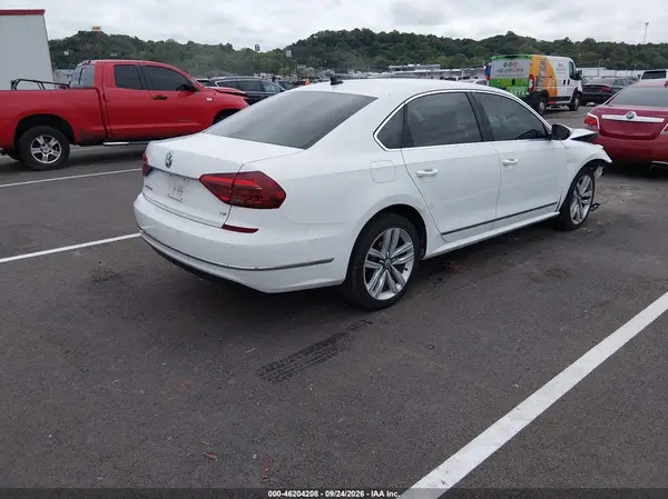 1VWGT7A38HC048201 — 2017 Volkswagen Passat, фото 4 с аукциона IAAI, Передняя часть