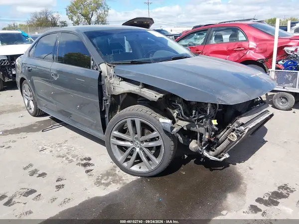 1VWAA7A33JC020338 — 2018 Volkswagen Passat, Передняя часть (Front End), фото до ремонта