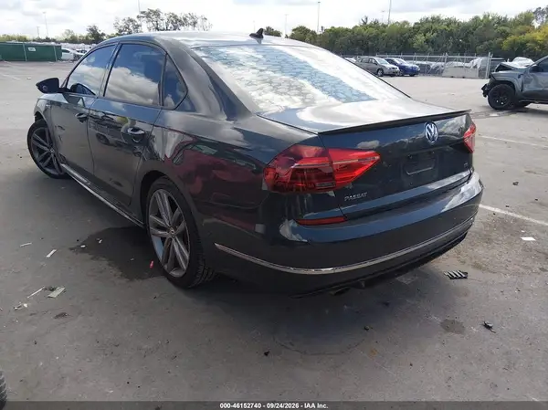 1VWAA7A33JC020338 — 2018 Volkswagen Passat, фото 3 с аукциона IAAI 10.10.2026, Передняя часть