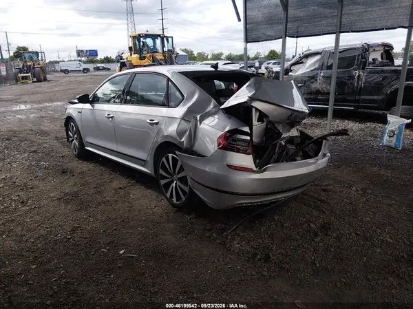1VWJM7A34JC052528 — 2018 Volkswagen Passat, фото 3 с аукциона IAAI, Задняя часть