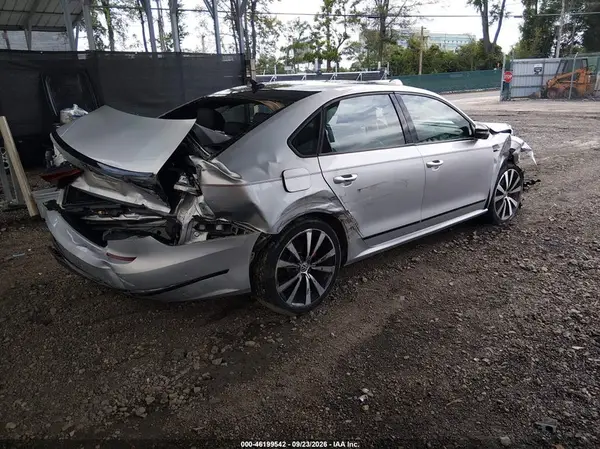 1VWJM7A34JC052528 — 2018 Volkswagen Passat, фото 4 с аукциона IAAI, Задняя часть