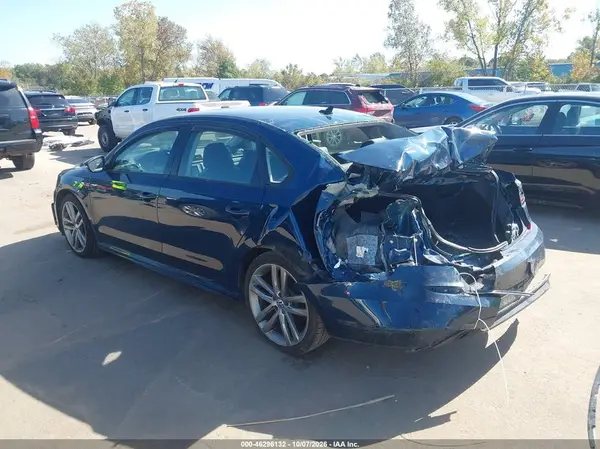 1VWAA7A36JC013643 — 2018 Volkswagen Passat, фото 3 с аукциона IAAI, Передняя часть