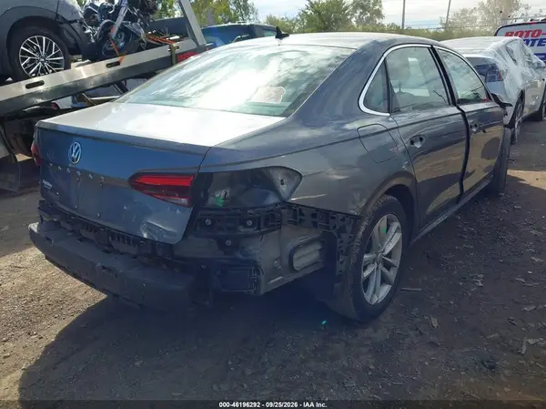 1VWSA7A35LC017321 — 2020 Volkswagen Passat, фото 4 с аукциона IAAI, Повреждения со всех сторон