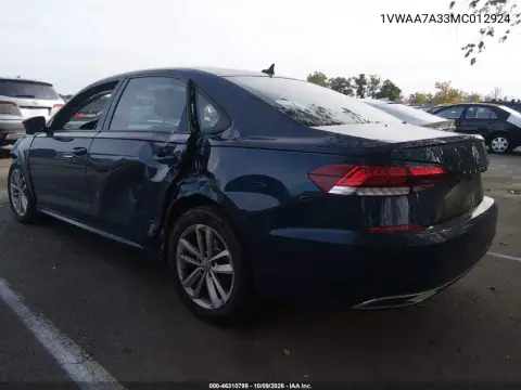 2021 Volkswagen Passat 2.0T S VIN 1VWAA7A33MC012924 фото 4