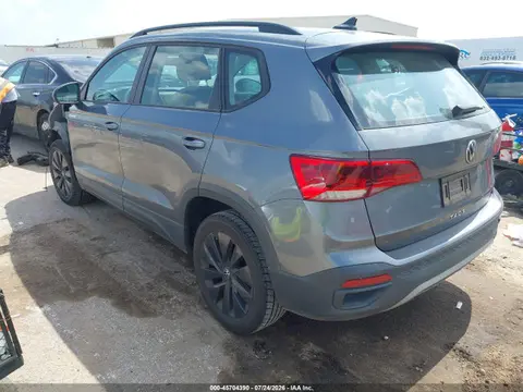 2022 Volkswagen Taos 1.5t S VIN 3VVCX7B27NM049542 фото 3