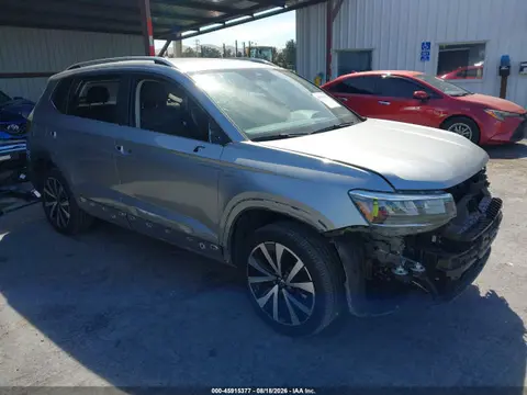 3VVSX7B24RM060614 — 2024 Volkswagen Taos 1.5T SE, Передняя часть (Front End), фото до ремонта