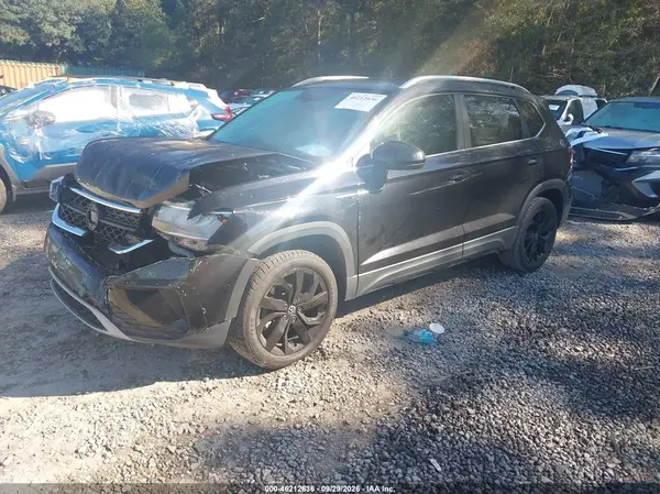 3VVEX7B25PM350208 — 2023 Volkswagen TAOS, фото 2 с аукциона IAAI, Передняя часть