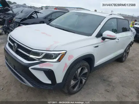 2024 Volkswagen Taos VIN 3VV4X7B28RM012588 фото 3