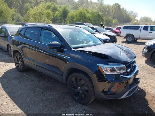 3VV4X7B28RM123349 — 2024 Volkswagen TAOS, Передняя часть (Front End), фото до ремонта