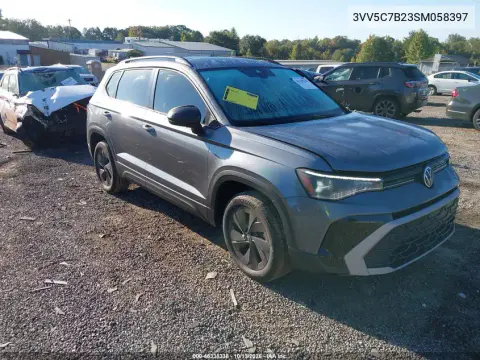 3VV5C7B23SM058397 — 2025 Volkswagen TAOS, Передняя часть, фото до ремонта