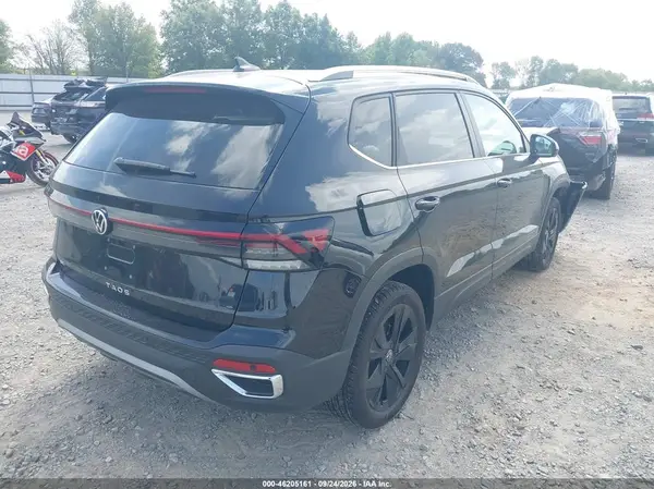 3VVEC7B21TM055810 — 2026 Volkswagen TAOS, фото 4 с аукциона IAAI, Передняя часть слева