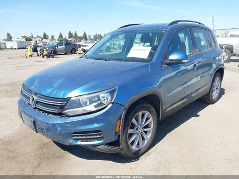 2017 Volkswagen Tiguan 2.0t/2.0t S VIN WVGAV7AX6HK047264 фото 2