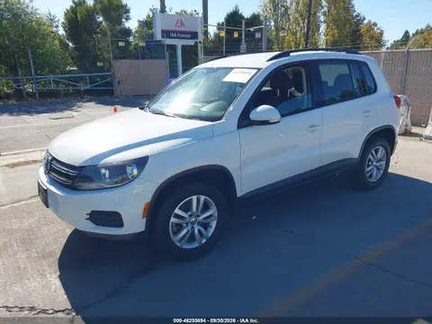 2017 Volkswagen Tiguan 2.0t/2.0t S VIN WVGAV7AX8HK002164 фото 2