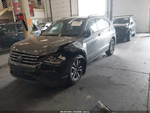 2023 Volkswagen Tiguan 2.0t S VIN 3VVRB7AX2PM065057 фото 2