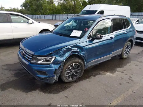 2020 Volkswagen Tiguan 2.0t Se/2.0t Se R-line Black/2.0t Sel VIN 3VV2B7AX5LM115221 фото 2