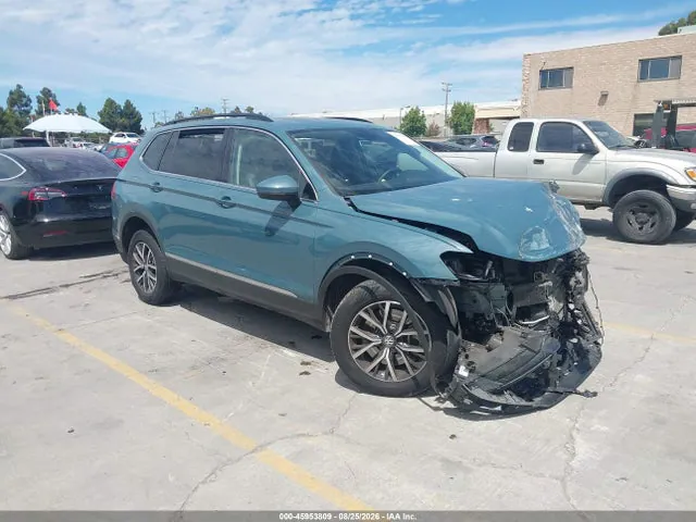 2020 Volkswagen Tiguan 2.0t Se/2.0t Se R-line Black/2.0t Sel VIN 3VV3B7AX2LM157866 фото 1