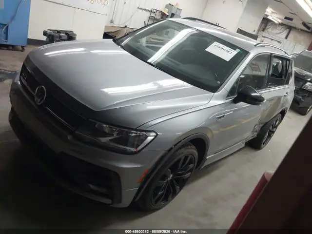 3VV3B7AX4MM108704 — 2021 Volkswagen Tiguan 2.0T SE/2.0T SE R-Line Black/2.0T SEL, фото 2 с аукциона IAAI 06.10.2026, Левый бок
