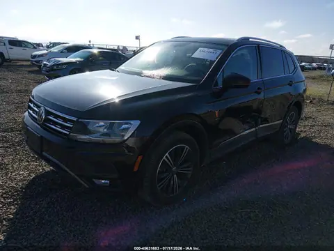 2019 Volkswagen Tiguan 2.0t Se/2.0t Sel/2.0t Sel R-line/2.0t Sel R-line Black VIN 3VV3B7AX1KM031531 фото 2