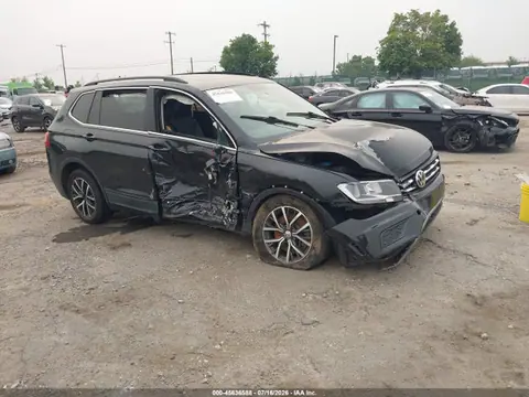 2019 Volkswagen Tiguan 2.0t Se/2.0t Sel/2.0t Sel R-line/2.0t Sel R-line Black VIN 3VV2B7AX1KM119975 фото 1