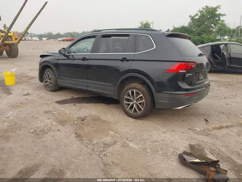 2019 Volkswagen Tiguan 2.0t Se/2.0t Sel/2.0t Sel R-line/2.0t Sel R-line Black VIN 3VV2B7AX1KM119975 фото 3
