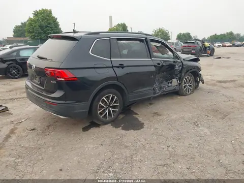 2019 Volkswagen Tiguan 2.0t Se/2.0t Sel/2.0t Sel R-line/2.0t Sel R-line Black VIN 3VV2B7AX1KM119975 фото 4