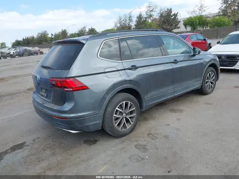 2019 Volkswagen Tiguan 2.0t Se/2.0t Sel/2.0t Sel R-line/2.0t Sel R-line Black VIN 3VV3B7AX6KM139904 фото 4
