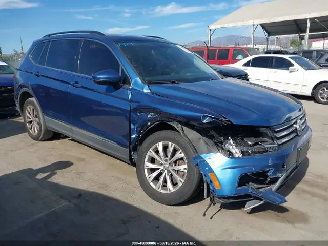 3VV2B7AX7JM101804 — 2018 Volkswagen Tiguan 2.0T SE/2.0T SEL, Передняя часть справа (Right Front), фото до ремонта