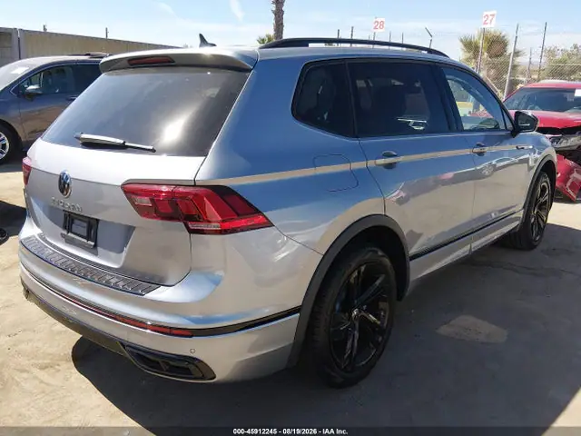 3VVCB7AX9RM174558 — 2024 Volkswagen Tiguan 2.0T SE R-Line Black, фото 4 с аукциона IAAI 14.10.2026, Левый бок