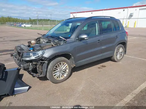 2016 Volkswagen Tiguan Comfort/high/r-line/sp Ed VIN WVGJV7AX5GW589141 фото 2