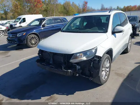 2016 Volkswagen Tiguan Comfort/high/r-line/sp Ed VIN WVGJV7AX4GW533708 фото 2