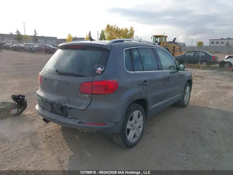 2016 Volkswagen Tiguan Comfort/high/r-line/sp Ed VIN WVGJV7AX1GW548442 фото 4
