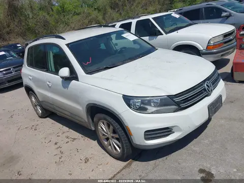 WVGAV7AX1FW575462 — 2015 Volkswagen Tiguan SE, Естественный износ (Normal Wear & Tear), фото до ремонта