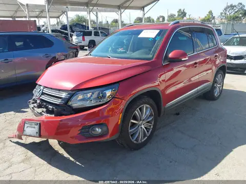 2016 Volkswagen TIGUAN SE VIN WVGAV7AX5GW040149 фото 2