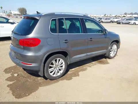 2016 Volkswagen TIGUAN SE VIN WVGAV7AX9GW616230 фото 4