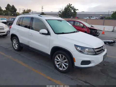 WVGRV7AX9HW503656 — 2017 Volkswagen Tiguan Wolfsburg, Естественный износ (Normal Wear & Tear), фото до ремонта