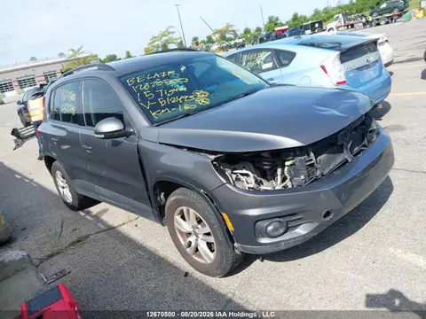 WVGHV7AX7FW512493 — 2015 Volkswagen Tiguan, Передняя часть (Front), фото до ремонта