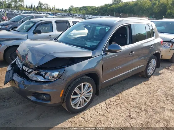 WVGBV7AX7GW537241 — 2016 Volkswagen Tiguan, фото 2 с аукциона IAAI 13.10.2026, Передняя и задняя части