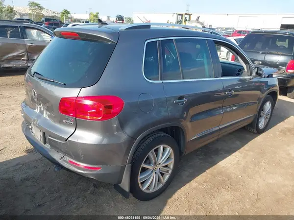 WVGBV7AX7GW537241 — 2016 Volkswagen Tiguan, фото 4 с аукциона IAAI 13.10.2026, Передняя и задняя части