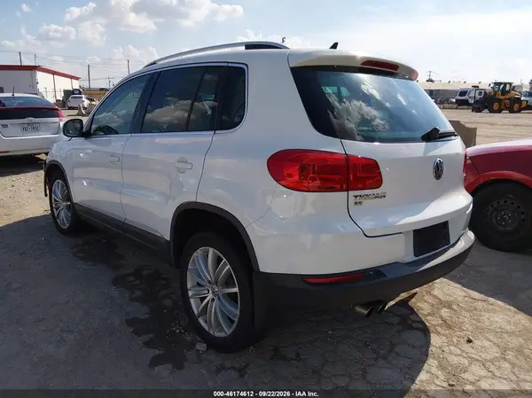 WVGAV7AX8GW562127 — 2016 Volkswagen Tiguan, фото 3 с аукциона IAAI 28.09.2026, Естественный износ